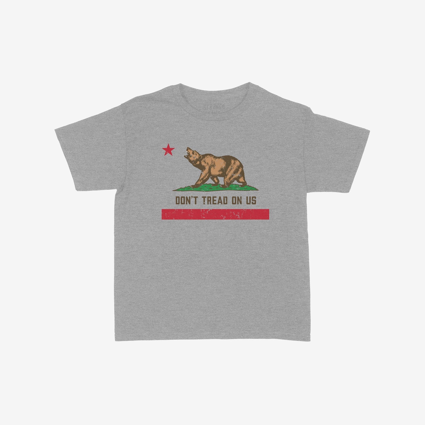 California Gadsden Flag T-shirt featuring a bold bear with a red star, standing above Don't Tread On Us slogan, emblematic of resistance and defiance against oppression.