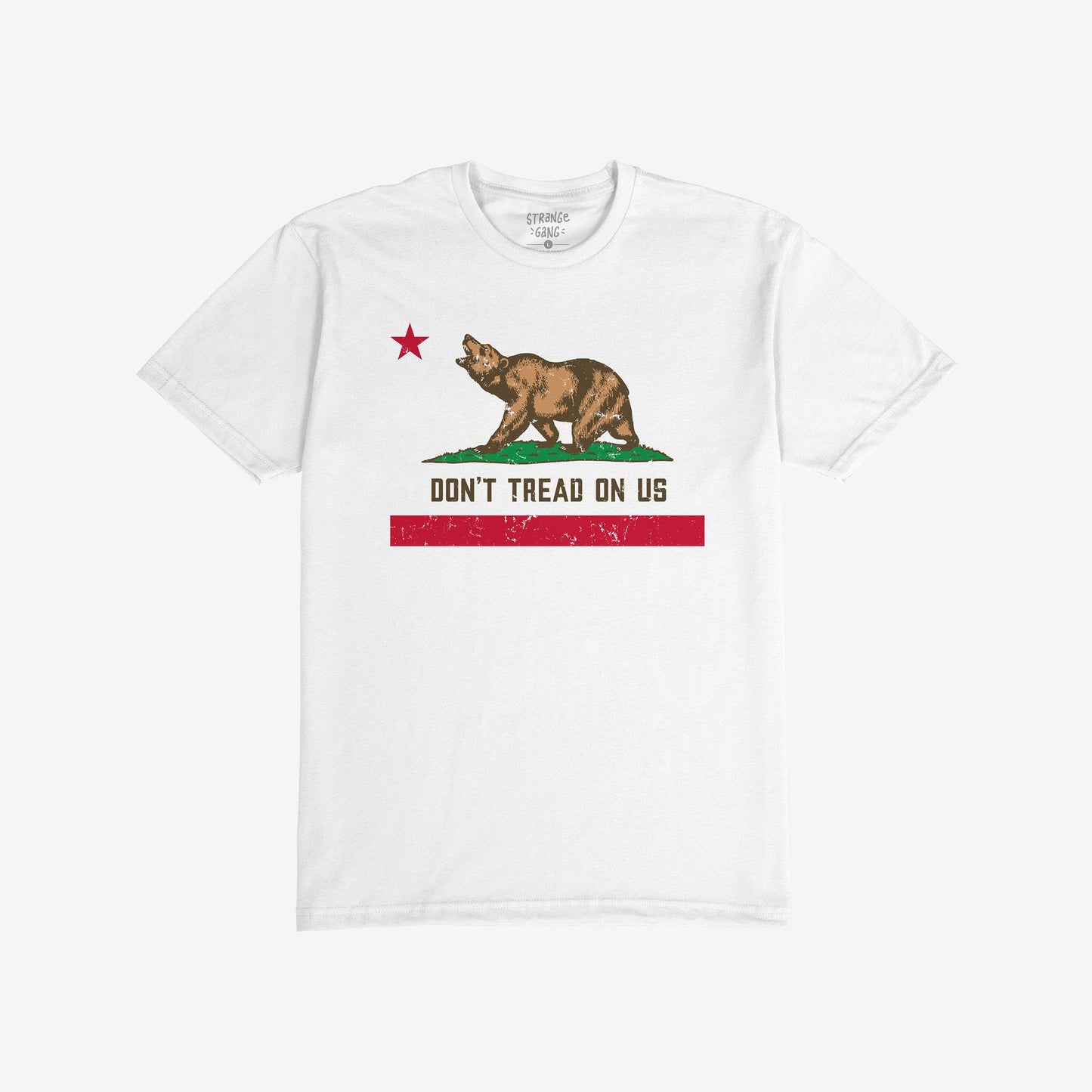 California Gadsden Flag T-shirt featuring a stylized bear and red star above the slogan “Don’t Tread On Us,” creatively reinterpreting iconic symbols to express unity and defiance.