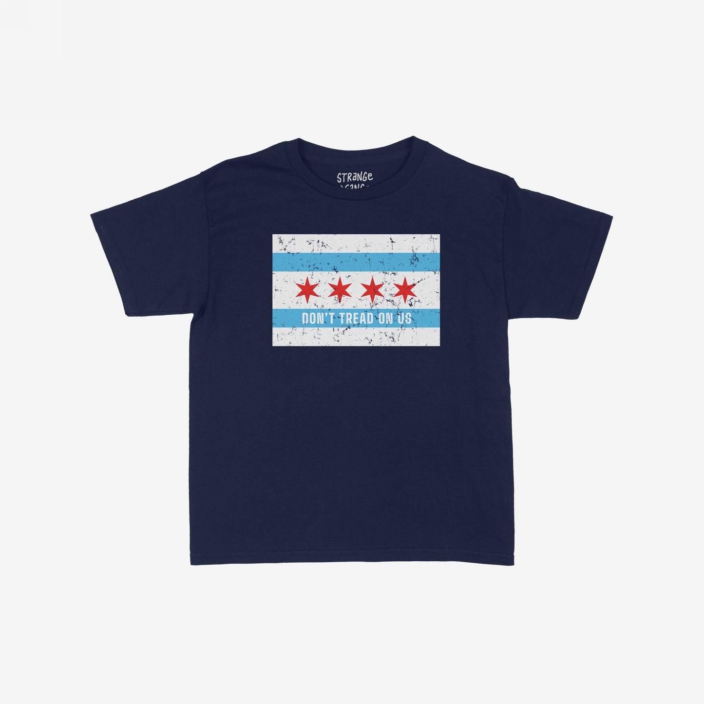 Chicago Gadsden Flag T-shirt features a distressed Chicago flag design with the slogan “DON’T TREAD ON US”, symbolizing resistance and civic pride against oppression and extremism.