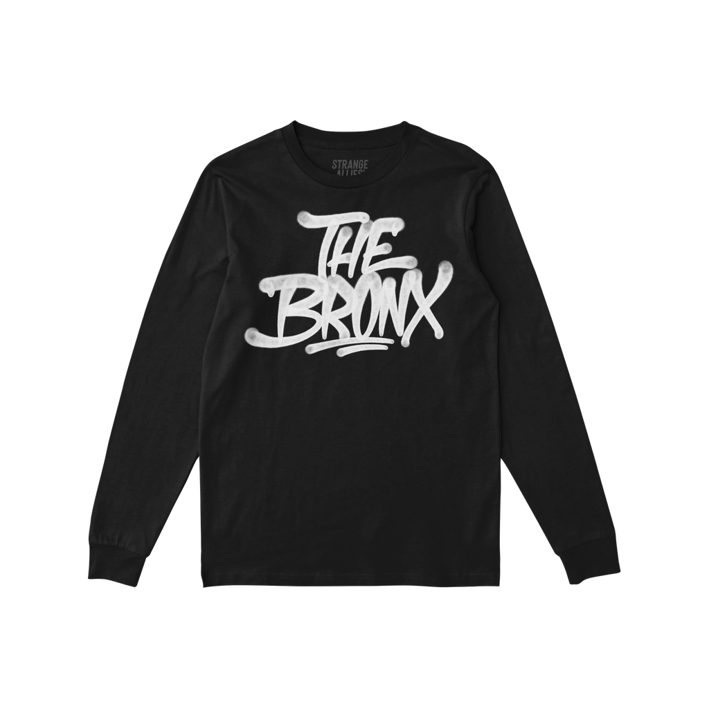 Bronx Handstyle T-shirt features a bold, graffiti-style “THE BRONX” graphic, perfect for showcasing NYC pride. The inside