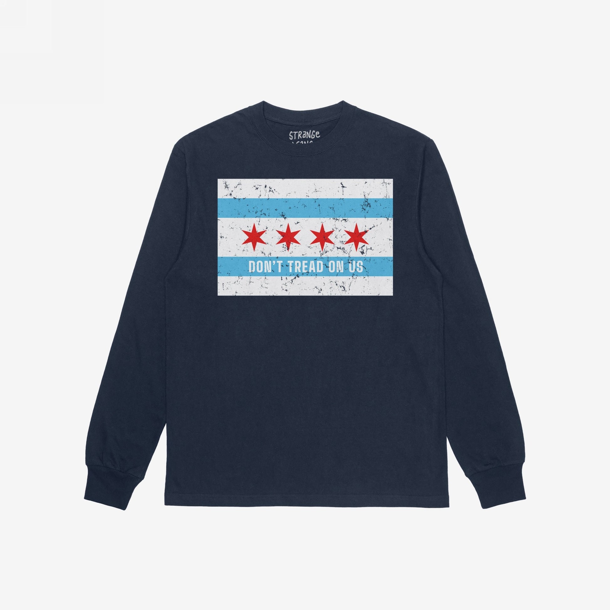 Chicago Gadsden Flag T-shirt featuring a distressed Chicago flag graphic with DON’T TREAD ON US slogan, embodying civic pride and resistance. Ideal for those challenging oppression and valuing equality.