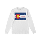 Light-colored, long-sleeve T-shirt featuring a distressed Colorado state flag print and the slogan “NO KINGS NO MASTERS,”