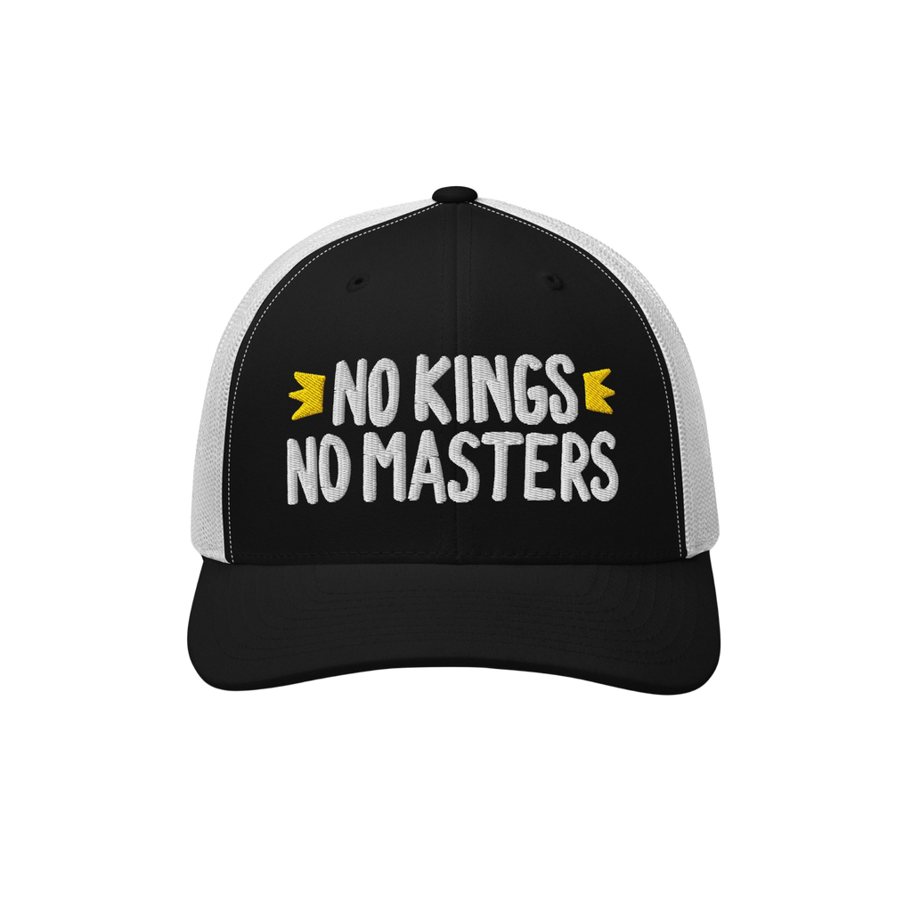 The No Kings No Masters Hat features a black front with white mesh and a curved black brim. Boldly embroidered with “NO KIN