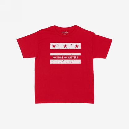 Washington DC No Kings Flag T-shirt features a bold anti-authoritarian design with three stars and bars, stenciled with “NO KINGS NO MASTERS,” capturing a spirit of rebellion and empowerment.